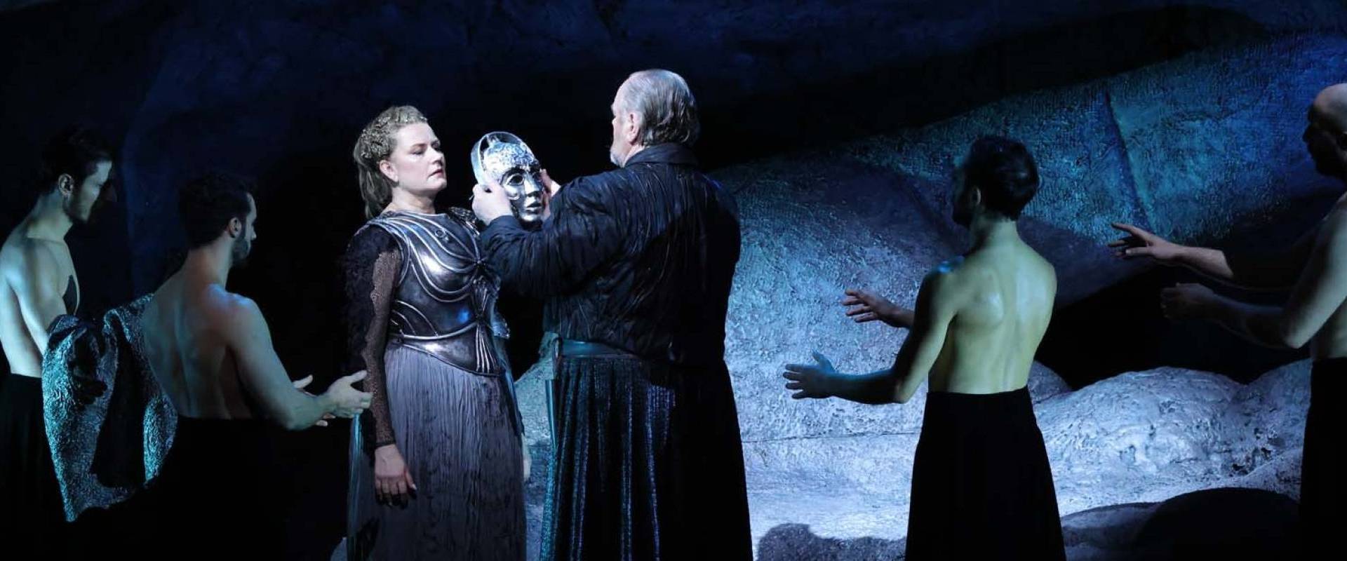A new production of Richard Wagner’s Der Ring des Nibelungen at Teatro alla Scala, conduceted by Simone Young and Alexander Soddy